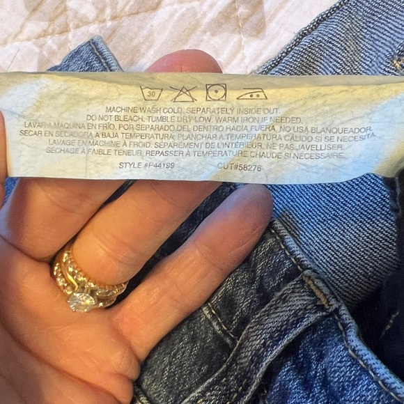 37. YMI Women's Luxe Bella Wide leg, Hise Rise Jeans, Sz. 5/27, Worn once, EUC - Picture 14 of 14